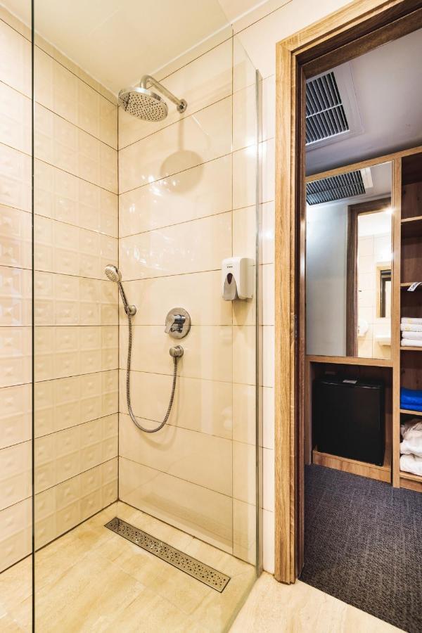 Hotel Domnitei Călimăneşti Buitenkant foto
