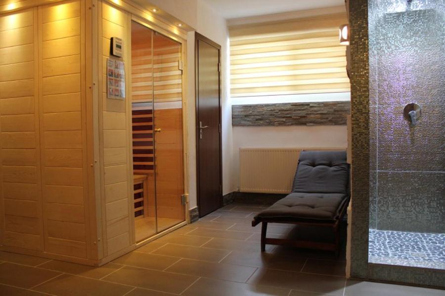 Hotel Domnitei Călimăneşti Buitenkant foto